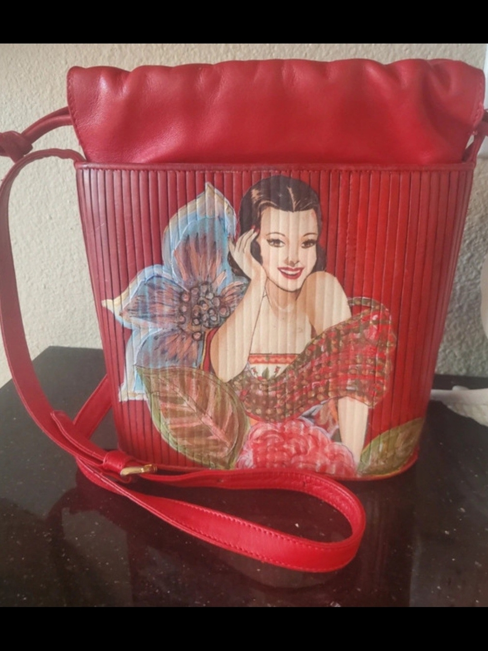 Desmo Painted Crossbody Bag. Clean.